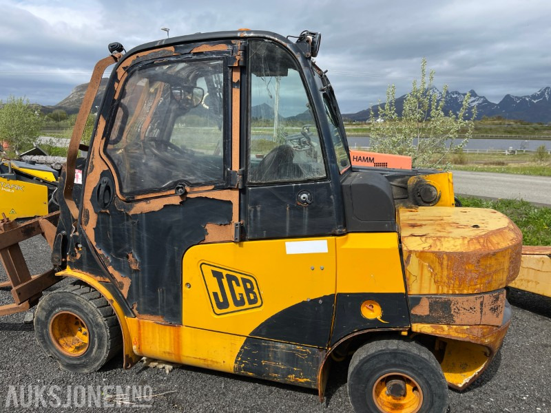 2010 JCB 80/1269/EEC Teleskop Truck - Teleskopický manipulátor: obrázek 4 2010 JCB 80/1269/EEC Teleskop Truck - Teleskopický manipulátor: obrázek 4