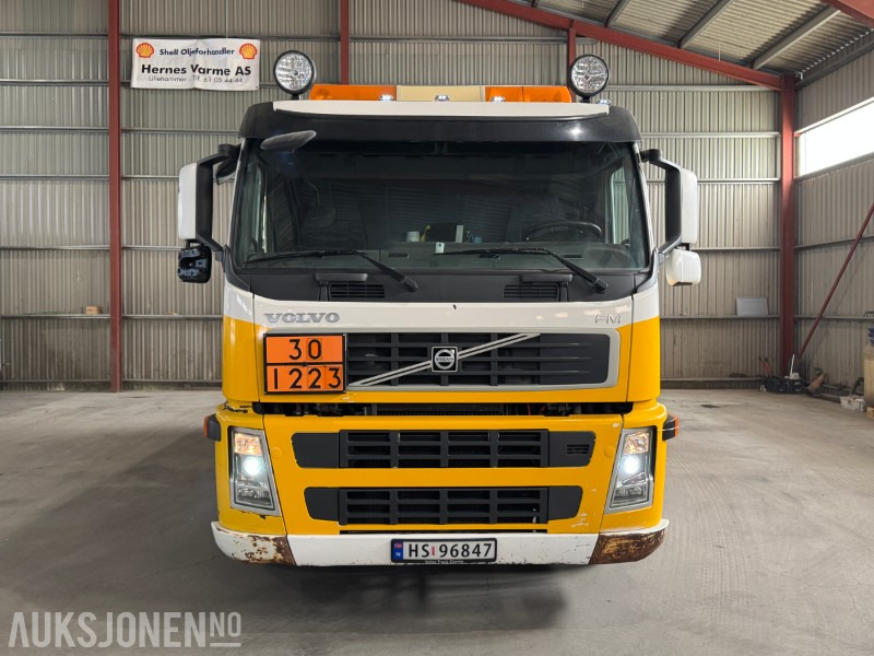 2010 Volvo FM 370 tankbil med 12000 liters tank - Cisternové vozidlo: obrázek 3 2010 Volvo FM 370 tankbil med 12000 liters tank - Cisternové vozidlo: obrázek 3