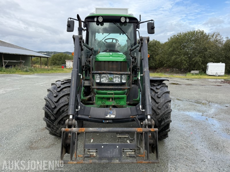 2011 John Deere 6230 Premium 40 km - Traktor: obrázek 2 2011 John Deere 6230 Premium 40 km - Traktor: obrázek 2