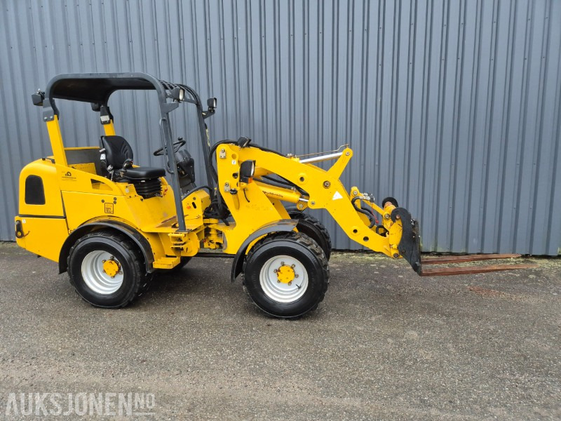 2012 Job-Mann 303-50WL KUN 1635 timer pallegaffel og skuffe - Kolový nakladač: obrázek 5 2012 Job-Mann 303-50WL KUN 1635 timer pallegaffel og skuffe - Kolový nakladač: obrázek 5