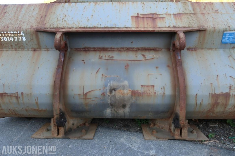 2012 Volvo Skuffe til hjullaster - L90 - 2600 liter - Kolový nakladač: obrázek 5 2012 Volvo Skuffe til hjullaster - L90 - 2600 liter - Kolový nakladač: obrázek 5