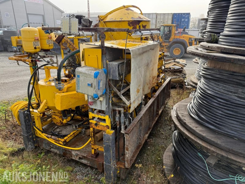 2014 Atlas Copco Unigrout Rig Smart M2 E45 / Injeksjonsplattform - Stavební zařízení: obrázek 4 2014 Atlas Copco Unigrout Rig Smart M2 E45 / Injeksjonsplattform - Stavební zařízení: obrázek 4