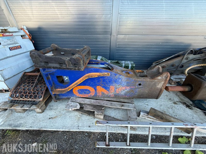 2014 Furukawa FXJ-375 dele-hammer - Stavební zařízení: obrázek 1 2014 Furukawa FXJ-375 dele-hammer - Stavební zařízení: obrázek 1