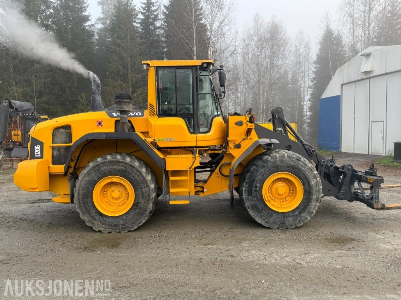 2014 Volvo L120G hjullaster, 7763 timer, Hydr. pallegaffel, nylig service og årskontroll - Kolový nakladač: obrázek 4 2014 Volvo L120G hjullaster, 7763 timer, Hydr. pallegaffel, nylig service og årskontroll - Kolový nakladač: obrázek 4