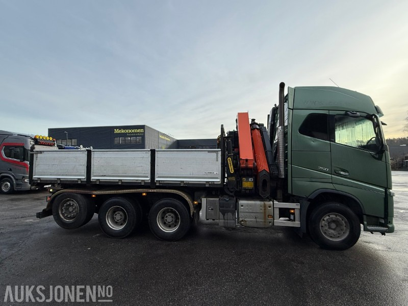 2015 Volvo FH16 750 8x4 / EURO 6 / Palfinger PK27002 SH Kran / Tipp / Fullutstyrt - Auto s hydraulickou rukou: obrázek 5 2015 Volvo FH16 750 8x4 / EURO 6 / Palfinger PK27002 SH Kran / Tipp / Fullutstyrt - Auto s hydraulickou rukou: obrázek 5