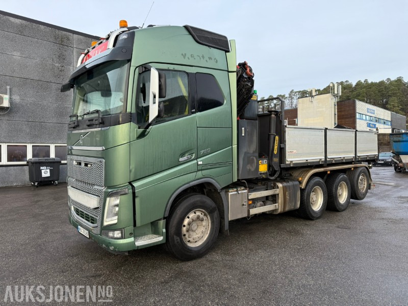 2015 Volvo FH16 750 8x4 / EURO 6 / Palfinger PK27002 SH Kran / Tipp / Fullutstyrt - Auto s hydraulickou rukou: obrázek 2 2015 Volvo FH16 750 8x4 / EURO 6 / Palfinger PK27002 SH Kran / Tipp / Fullutstyrt - Auto s hydraulickou rukou: obrázek 2