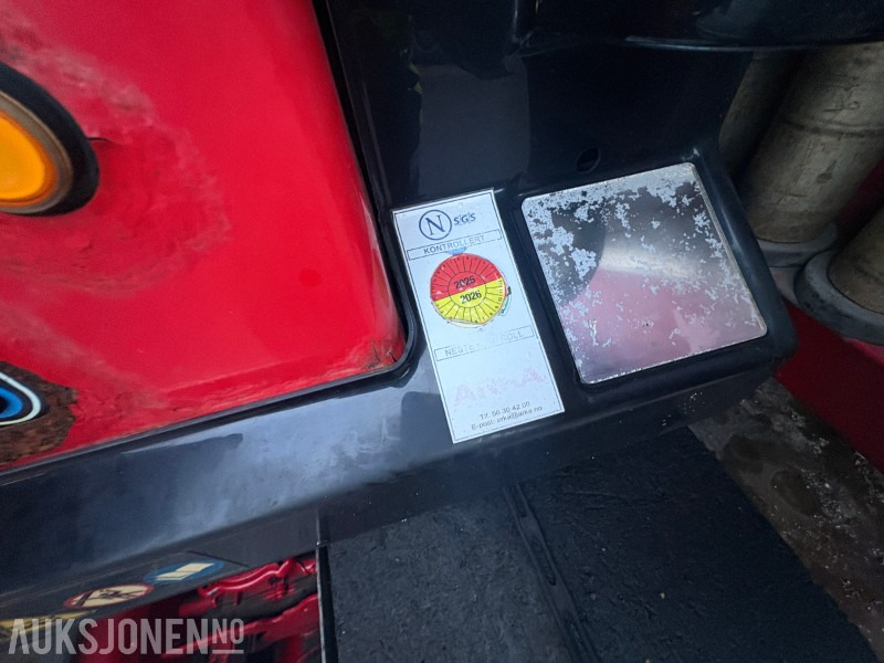 2015 Volvo FM 500 8x4 kranbil - Effer 215/6S kran og ARKA planpåbygg - EU godkjent til 30.09.26 - Auto s hydraulickou rukou: obrázek 5 2015 Volvo FM 500 8x4 kranbil - Effer 215/6S kran og ARKA planpåbygg - EU godkjent til 30.09.26 - Auto s hydraulickou rukou: obrázek 5