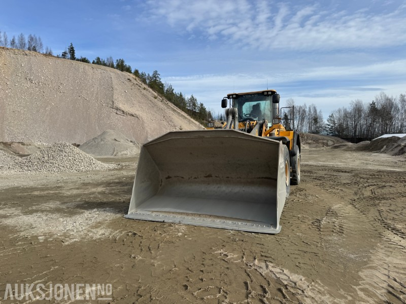 2015 Volvo L180H Hjullaster - Spakestyring - Sentralsmøring - Kolový nakladač: obrázek 2 2015 Volvo L180H Hjullaster - Spakestyring - Sentralsmøring - Kolový nakladač: obrázek 2