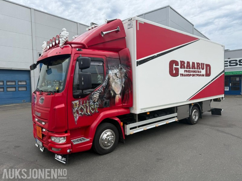 2016 DAF LF SKAPBIL - 15 PALLER - SERVICEHISTORIKK - 1 SJÅFØR - RYGGEKAMERA. - Skříňový nákladní auto: obrázek 1 2016 DAF LF SKAPBIL - 15 PALLER - SERVICEHISTORIKK - 1 SJÅFØR - RYGGEKAMERA. - Skříňový nákladní auto: obrázek 1