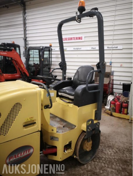 2016 PacLite RM900D, Tandemvals, kun 167 timer, Kubota motor, Perfekt til asfaltering - Válec: obrázek 2 2016 PacLite RM900D, Tandemvals, kun 167 timer, Kubota motor, Perfekt til asfaltering - Válec: obrázek 2