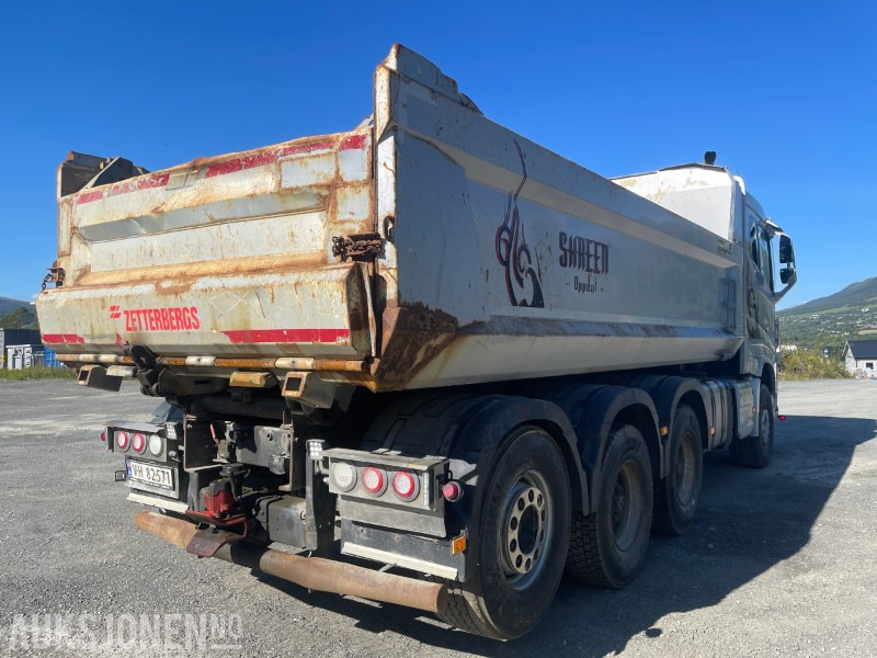 2016 Volvo FH16 FH750 8x4 tippbil - Sklápěč: obrázek 4 2016 Volvo FH16 FH750 8x4 tippbil - Sklápěč: obrázek 4