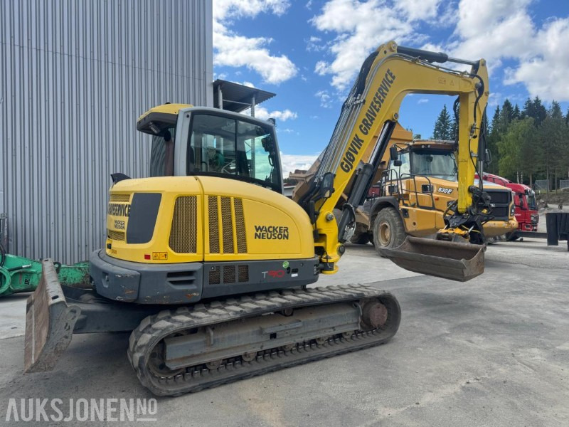 2016 Wacker Neuson ET 90 GRAVEMASKIN MED ROTOTILT, SENTRALSMØRING OG 3 SKUFFER - Rýpadlo: obrázek 4 2016 Wacker Neuson ET 90 GRAVEMASKIN MED ROTOTILT, SENTRALSMØRING OG 3 SKUFFER - Rýpadlo: obrázek 4