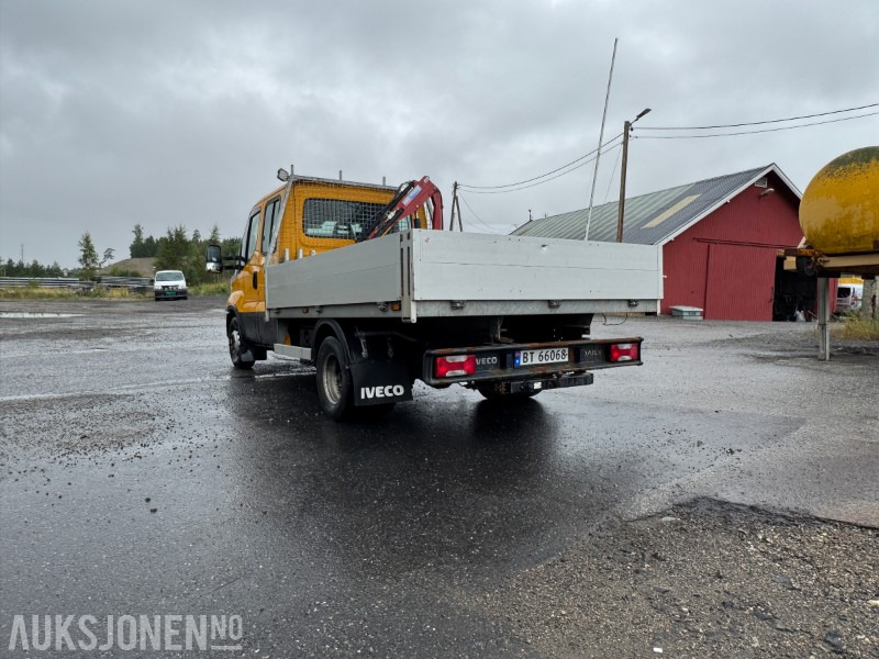 Nákladní automobil valníkový/ Plošinový 2017 Iveco Daily dobbelkabin m/kran, Webasto, innredning, inverter og vinterhjul: obrázek 6