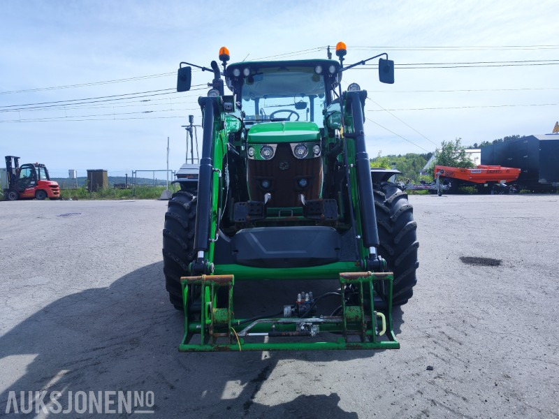 2017 John Deere 6115MC – Kun 1917 timer! Lasteapparat | PowerQuad+ | 40 km/t - Traktor: obrázek 3 2017 John Deere 6115MC – Kun 1917 timer! Lasteapparat | PowerQuad+ | 40 km/t - Traktor: obrázek 3