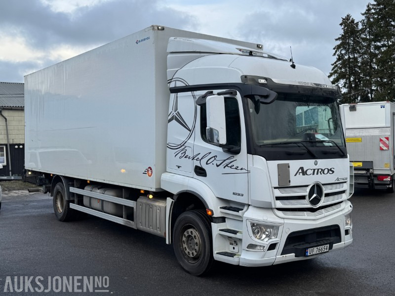 2017 Mercedes-Benz Actros 4x2 SKAPBIL EURO6 BUSSBYGG M/SIDEÅPNING HELLUFT ZEPRO - Skříňový nákladní auto: obrázek 3 2017 Mercedes-Benz Actros 4x2 SKAPBIL EURO6 BUSSBYGG M/SIDEÅPNING HELLUFT ZEPRO - Skříňový nákladní auto: obrázek 3