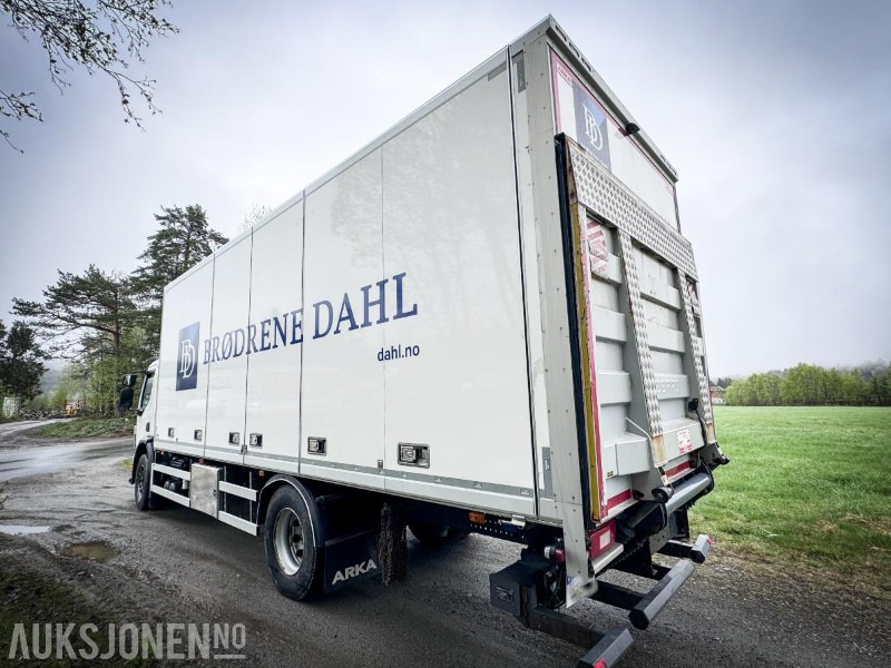 2017 Volvo FE - 320 - Distribusjons lastebil med bakløft - Gått kun 264.000 km - Skříňový nákladní auto: obrázek 4 2017 Volvo FE - 320 - Distribusjons lastebil med bakløft - Gått kun 264.000 km - Skříňový nákladní auto: obrázek 4
