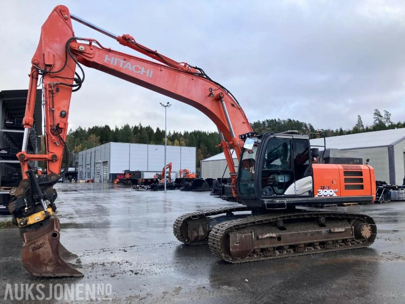 2018 Hitachi ZX300LC-6 - Topcon GX60 - Sentralsmøring - 8200t - Rýpadlo: obrázek 1 2018 Hitachi ZX300LC-6 - Topcon GX60 - Sentralsmøring - 8200t - Rýpadlo: obrázek 1