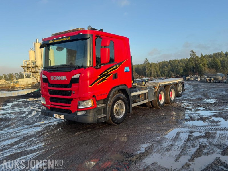 2018 SCANIA G500 TRIDEM KROKBIL JOAB, HARDOX DUMPERKASSE, SERVICEHISTORIKK, 306976 KM - Hákový nosič kontejnerů: obrázek 1 2018 SCANIA G500 TRIDEM KROKBIL JOAB, HARDOX DUMPERKASSE, SERVICEHISTORIKK, 306976 KM - Hákový nosič kontejnerů: obrázek 1