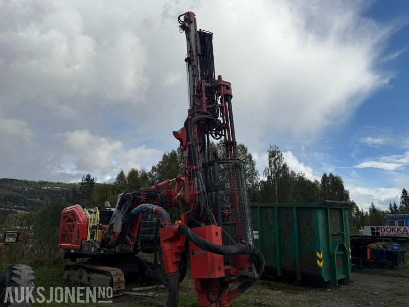 2018 Sandvik Ranger DX800I borerigg. - Vrtná souprava: obrázek 3 2018 Sandvik Ranger DX800I borerigg. - Vrtná souprava: obrázek 3