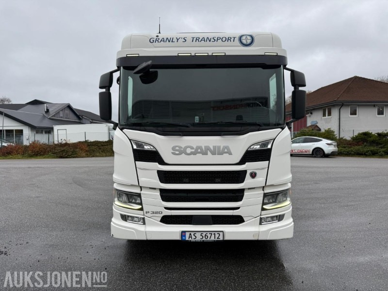 2018 Scania P 320 KRANBIL M/PLAN HIAB XS099 KRAN SERVICEHISTORIKK. - Auto s hydraulickou rukou: obrázek 3 2018 Scania P 320 KRANBIL M/PLAN HIAB XS099 KRAN SERVICEHISTORIKK. - Auto s hydraulickou rukou: obrázek 3