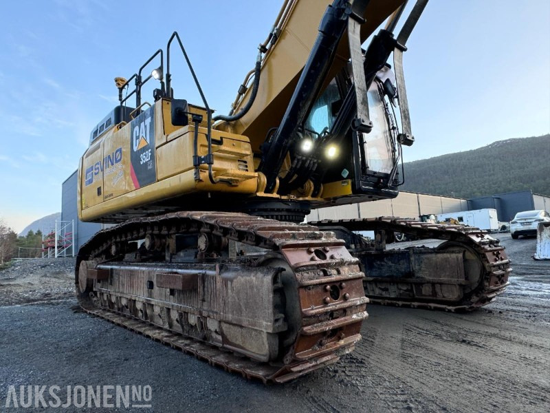 Rýpadlo 2019 Cat 352FXE - Grade Control - Sentralsmøring - Bunkringspumpe - Serviceavtale: obrázek 11