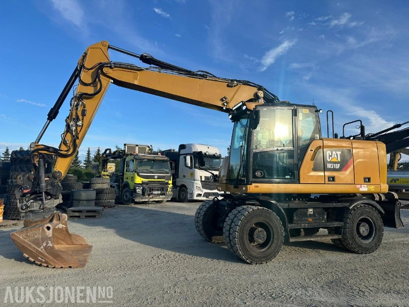 2019 Cat M318F hjulgraver med tiltrotator og skuff - Rýpadlo: obrázek 2 2019 Cat M318F hjulgraver med tiltrotator og skuff - Rýpadlo: obrázek 2