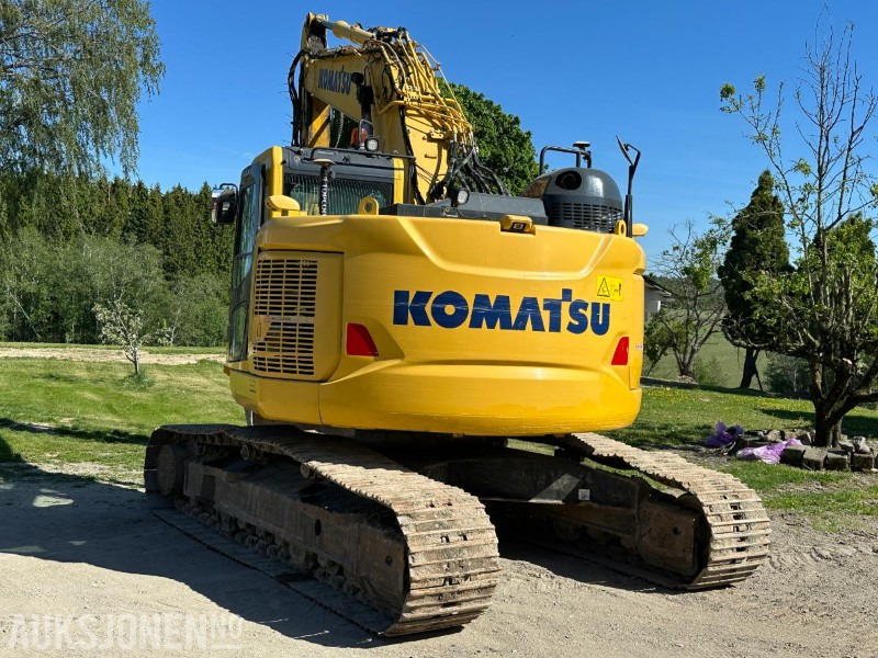 2019 Komatsu PC228USLC-11 - Gravemaskin - Tiltrotator R8 - Topcon GPS - 2skuffer - Sentralsmøring - 4467timer - Rýpadlo: obrázek 3 2019 Komatsu PC228USLC-11 - Gravemaskin - Tiltrotator R8 - Topcon GPS - 2skuffer - Sentralsmøring - 4467timer - Rýpadlo: obrázek 3