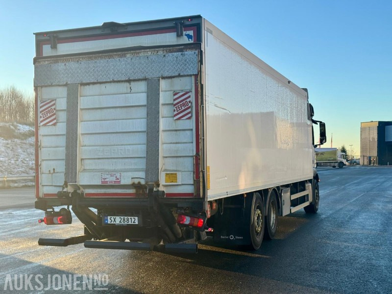 2019 Mercedes-Benz Actros 2545 L 6x2 Kjølebil - Eu-godkjent til 06/26 - Km: 193419 - Skříňový nákladní auto: obrázek 3 2019 Mercedes-Benz Actros 2545 L 6x2 Kjølebil - Eu-godkjent til 06/26 - Km: 193419 - Skříňový nákladní auto: obrázek 3