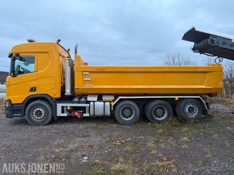 2019 Scania R580 8x4 - Krokbil - Brøyterigget - Underliggende skjær - Hákový nosič kontejnerů: obrázek 5 2019 Scania R580 8x4 - Krokbil - Brøyterigget - Underliggende skjær - Hákový nosič kontejnerů: obrázek 5