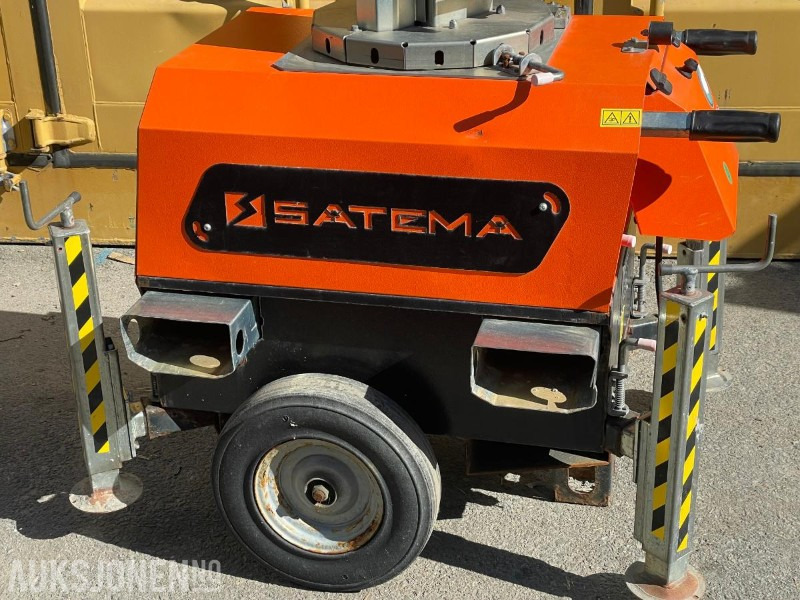 2020 Andre Satema x-chain lysmast - Stavební zařízení: obrázek 5 2020 Andre Satema x-chain lysmast - Stavební zařízení: obrázek 5