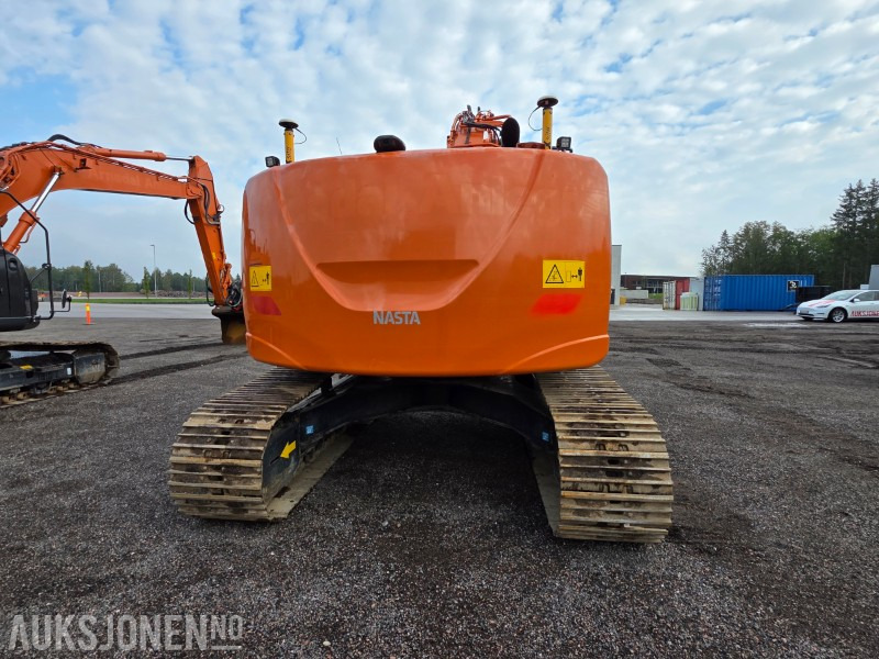 2020 Hitachi ZX225 Beltegraver - Hella GPS - R6 Rototilt - Graveskuff - Pusseskuff - Kamera - 2964 arbeidstimer - Rýpadlo: obrázek 5 2020 Hitachi ZX225 Beltegraver - Hella GPS - R6 Rototilt - Graveskuff - Pusseskuff - Kamera - 2964 arbeidstimer - Rýpadlo: obrázek 5