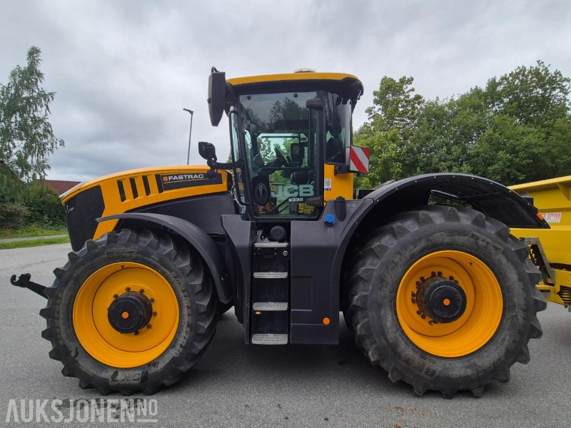 2020 JCB Fastrac 8330, 65 km/t, 1700 timer - Traktor: obrázek 2 2020 JCB Fastrac 8330, 65 km/t, 1700 timer - Traktor: obrázek 2