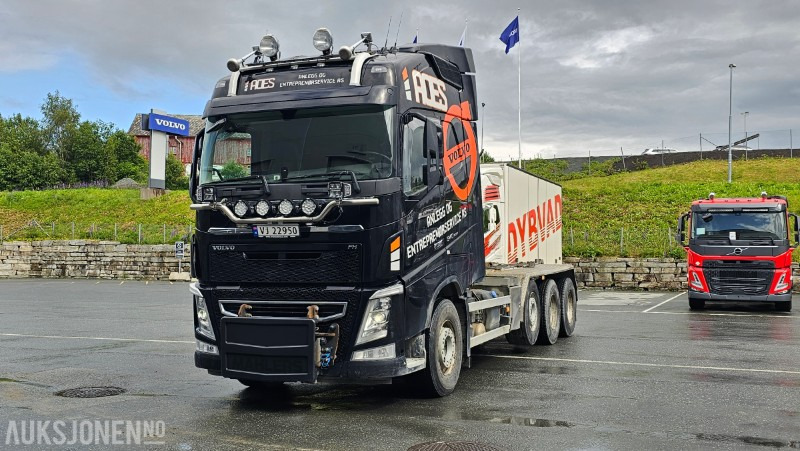 2020 Volvo 540 8x4 Brøyterigget krokbil med AJK påbygg - Hákový nosič kontejnerů: obrázek 1 2020 Volvo 540 8x4 Brøyterigget krokbil med AJK påbygg - Hákový nosič kontejnerů: obrázek 1