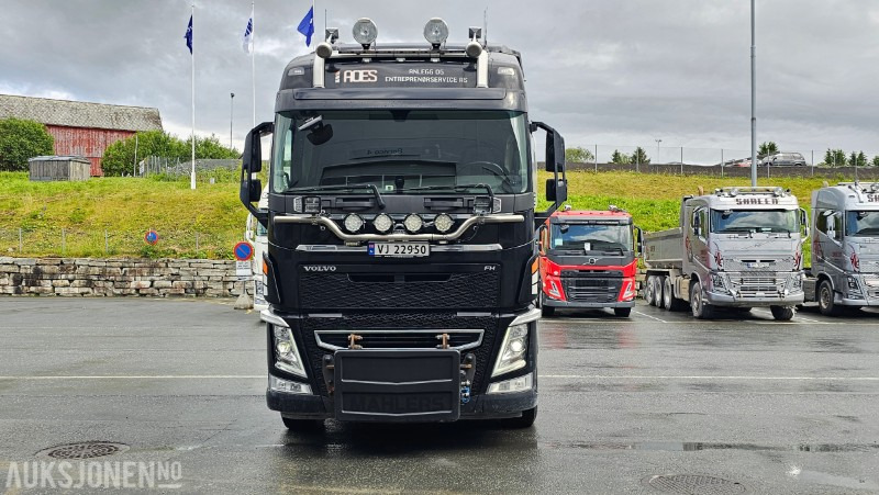 2020 Volvo 540 8x4 Brøyterigget krokbil med AJK påbygg - Hákový nosič kontejnerů: obrázek 2 2020 Volvo 540 8x4 Brøyterigget krokbil med AJK påbygg - Hákový nosič kontejnerů: obrázek 2
