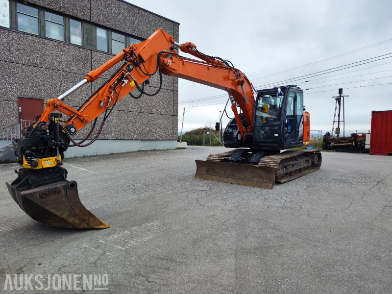 2021 Hitachi ZX135US-6 med 3D maskinstyring, tiltrotator og 3 skuffer - Rýpadlo: obrázek 2 2021 Hitachi ZX135US-6 med 3D maskinstyring, tiltrotator og 3 skuffer - Rýpadlo: obrázek 2