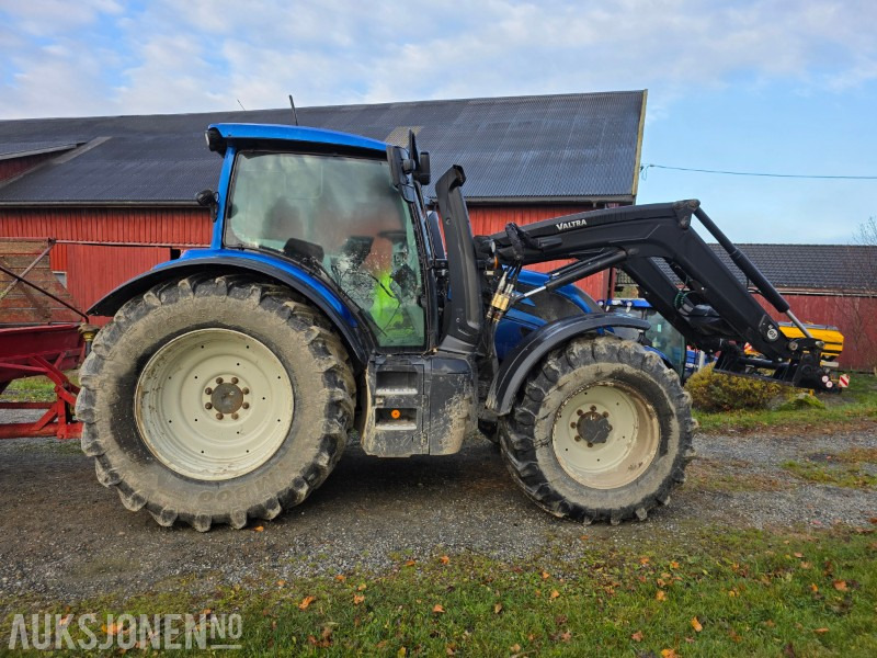 2021 Valtra N174 med lesseapparat - Traktor: obrázek 4 2021 Valtra N174 med lesseapparat - Traktor: obrázek 4