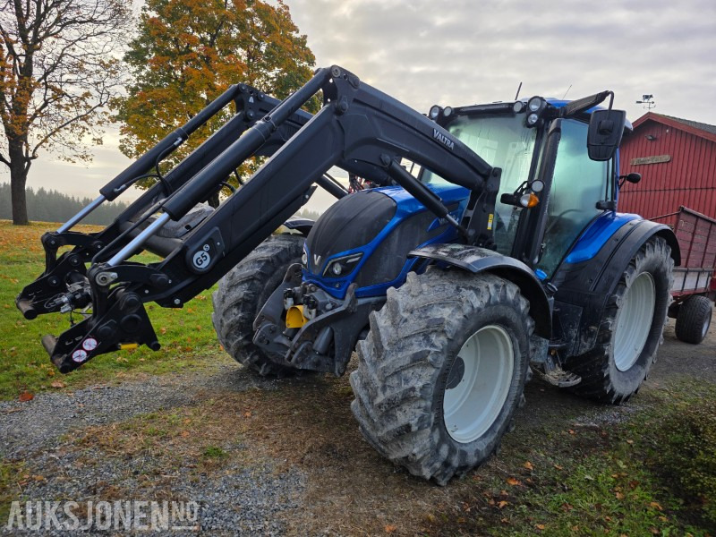2021 Valtra N174 med lesseapparat - Traktor: obrázek 1 2021 Valtra N174 med lesseapparat - Traktor: obrázek 1