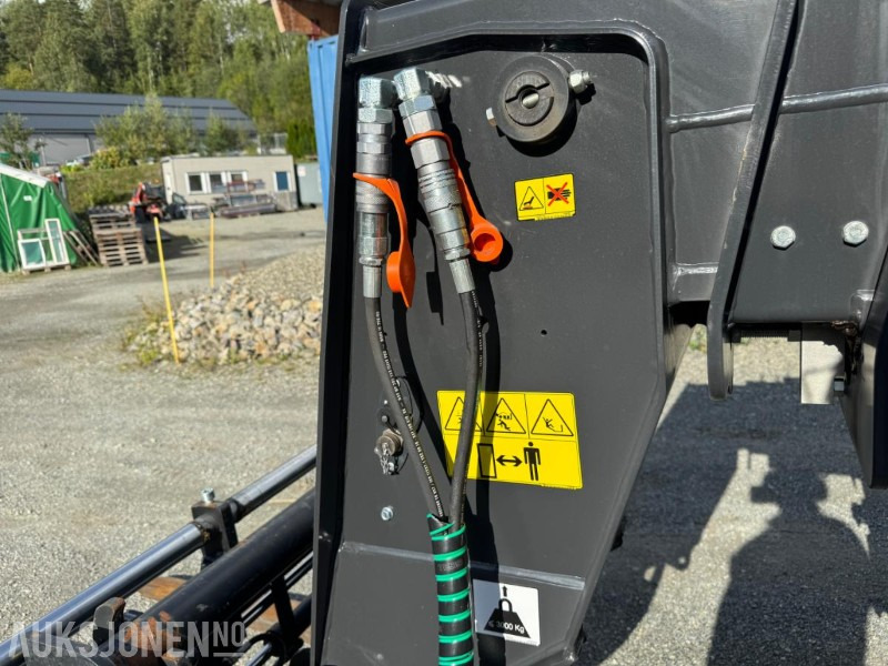 Teleskopický manipulátor 2022 Bobcat T40.180SLPRC teleskoplaster med skuffe og hydraulisk gafler: obrázek 20