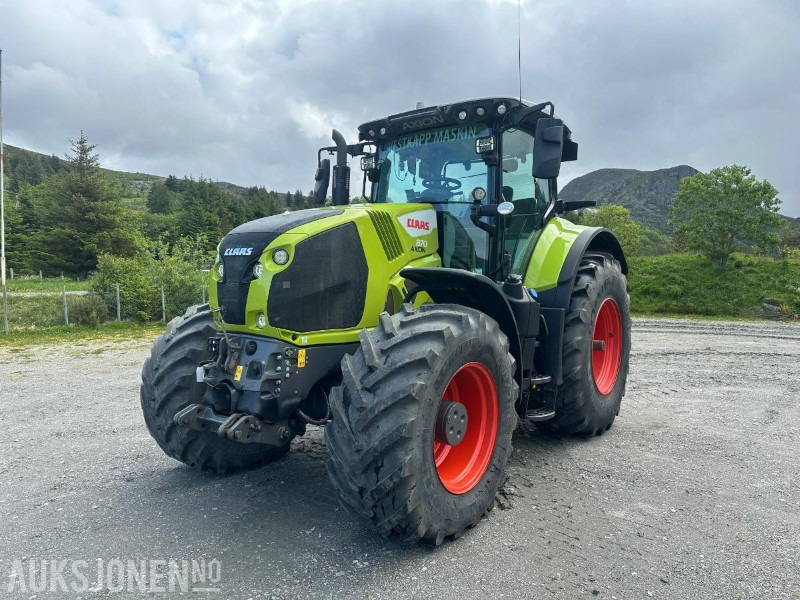 2022 Claas Axion 870 - 301 hk - 50 km/t - Front PTO - TRI dekk og landbruksdekk - Brøyteplate - EU godkjent - Traktor: obrázek 1 2022 Claas Axion 870 - 301 hk - 50 km/t - Front PTO - TRI dekk og landbruksdekk - Brøyteplate - EU godkjent - Traktor: obrázek 1