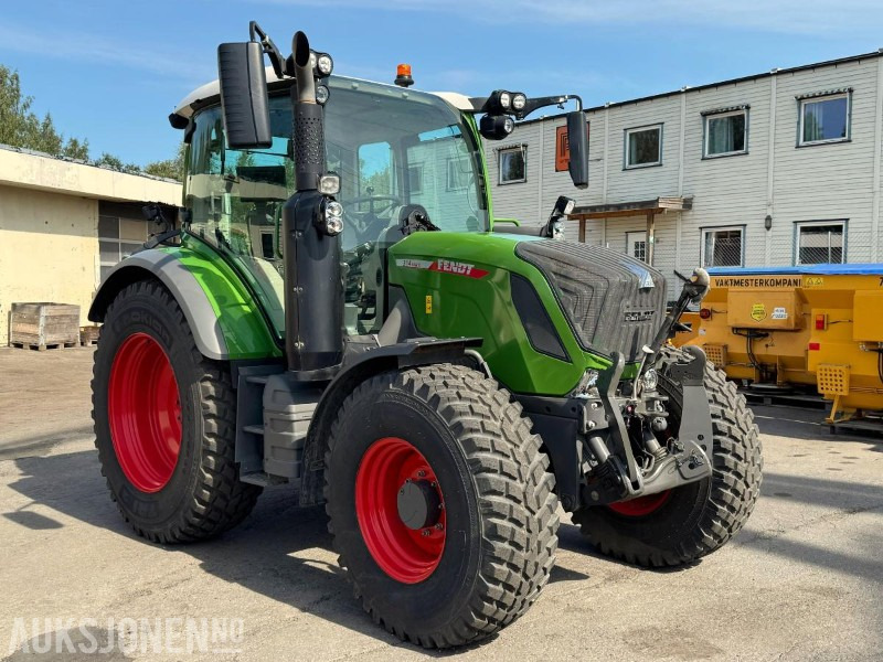 2022 Fendt 314 Vario DP 152 hk | serviceavtale | trinnløs girkasse | 12" FendtONE terminal | forakselfjæring | luftbrems - Traktor: obrázek 3 2022 Fendt 314 Vario DP 152 hk | serviceavtale | trinnløs girkasse | 12" FendtONE terminal | forakselfjæring | luftbrems - Traktor: obrázek 3