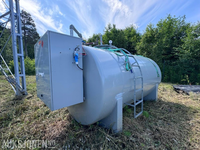 Stavební zařízení 2022 Veratank 10.000 Liter - Dieseltank - Ståltank med dobbelvegg - HDM 80 eco Box - Piusi slangetrommel 10 m slange - OCIO Overfyllingsvern: obrázek 1