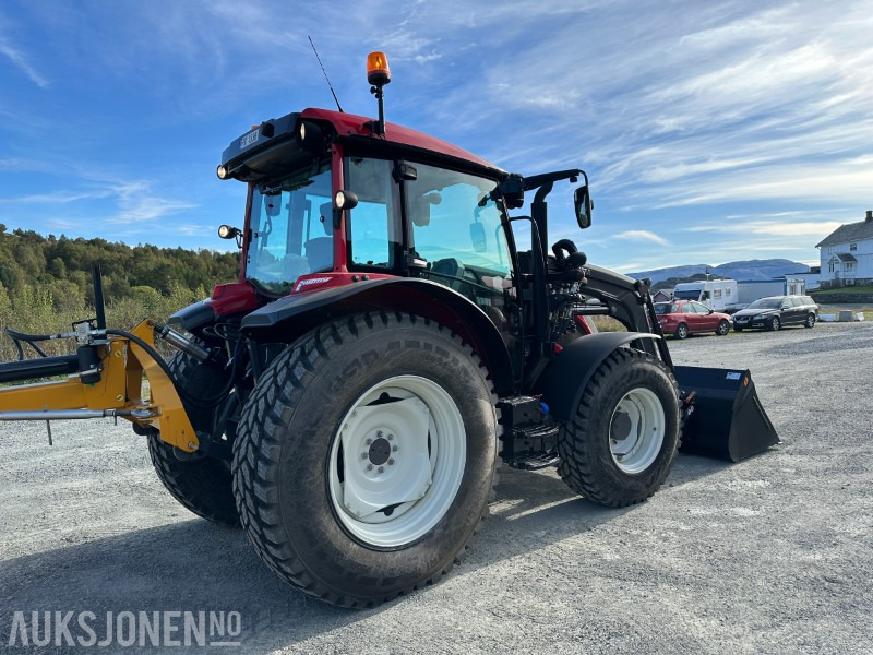 2023 Valtra A95 - Mye utstyr, lite brukt - Traktor: obrázek 3 2023 Valtra A95 - Mye utstyr, lite brukt - Traktor: obrázek 3