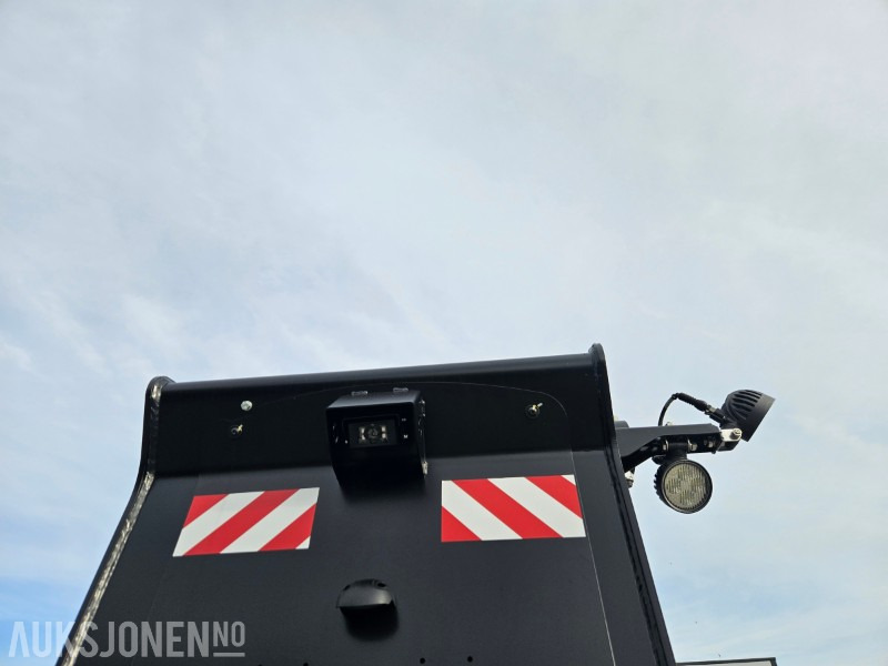 2025 NY - Manitou MRT 2660. Vinsj, Mannskapskurv, Beskjæringsklo/ sag , Gafler - Teleskopický manipulátor: obrázek 4 2025 NY - Manitou MRT 2660. Vinsj, Mannskapskurv, Beskjæringsklo/ sag , Gafler - Teleskopický manipulátor: obrázek 4