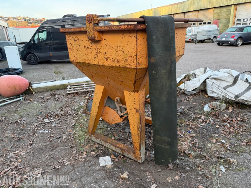 Betongtobb 120x120x116 cm - Stavební zařízení: obrázek 2 Betongtobb 120x120x116 cm - Stavební zařízení: obrázek 2