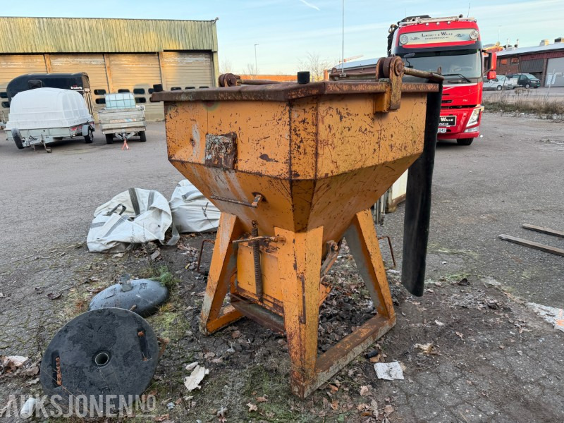 Betongtobb 120x120x116 cm - Stavební zařízení: obrázek 4 Betongtobb 120x120x116 cm - Stavební zařízení: obrázek 4