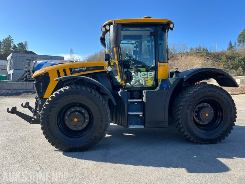 JCB 4220 Icon - spakstyring - lite timer, mye utstyr - Traktor: obrázek 2 JCB 4220 Icon - spakstyring - lite timer, mye utstyr - Traktor: obrázek 2