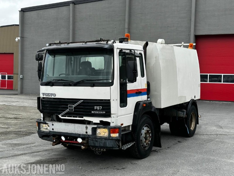 1995 Volvo FS 718 4x2 Sopebil/Feiebil - Komunální/ Speciální technika: obrázek 1 1995 Volvo FS 718 4x2 Sopebil/Feiebil - Komunální/ Speciální technika: obrázek 1