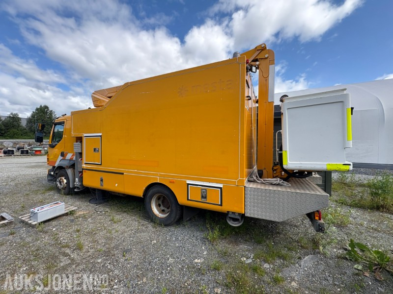 2008 Volvo FL-240 liftbil med stort oppholdsrom i skap - tørkeskap m.m. - Komunální/ Speciální technika: obrázek 5 2008 Volvo FL-240 liftbil med stort oppholdsrom i skap - tørkeskap m.m. - Komunální/ Speciální technika: obrázek 5