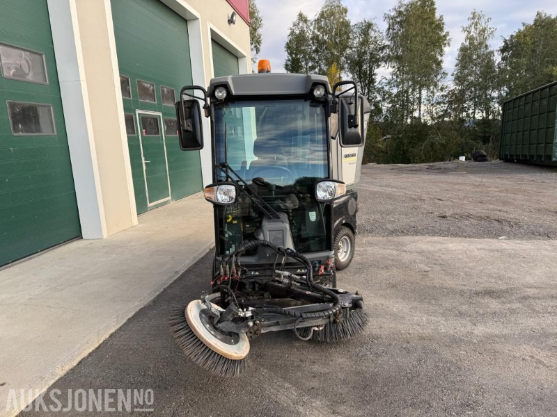 2013 Kärcher Feiemaskin/multimaskin lite brukt - Komunální/ Speciální technika: obrázek 2 2013 Kärcher Feiemaskin/multimaskin lite brukt - Komunální/ Speciální technika: obrázek 2