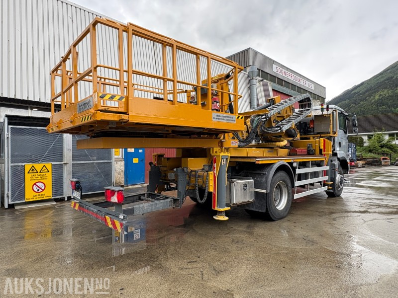 2014 MAN TGM 18.340 Normet Esslift 810 liftbil - 15 888 km - Komunální/ Speciální technika: obrázek 3 2014 MAN TGM 18.340 Normet Esslift 810 liftbil - 15 888 km - Komunální/ Speciální technika: obrázek 3